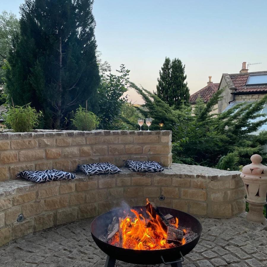 Gorgeous Country Cottage On Outskirts Of Bath With Wood Fired Hot Tub Midford Esterno foto