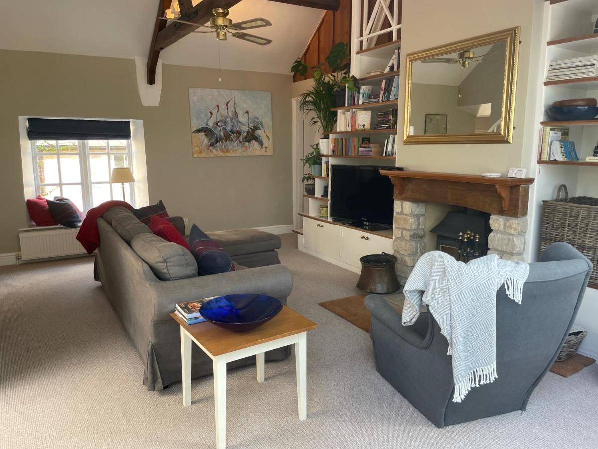 Gorgeous Country Cottage On Outskirts Of Bath With Wood Fired Hot Tub Midford Esterno foto